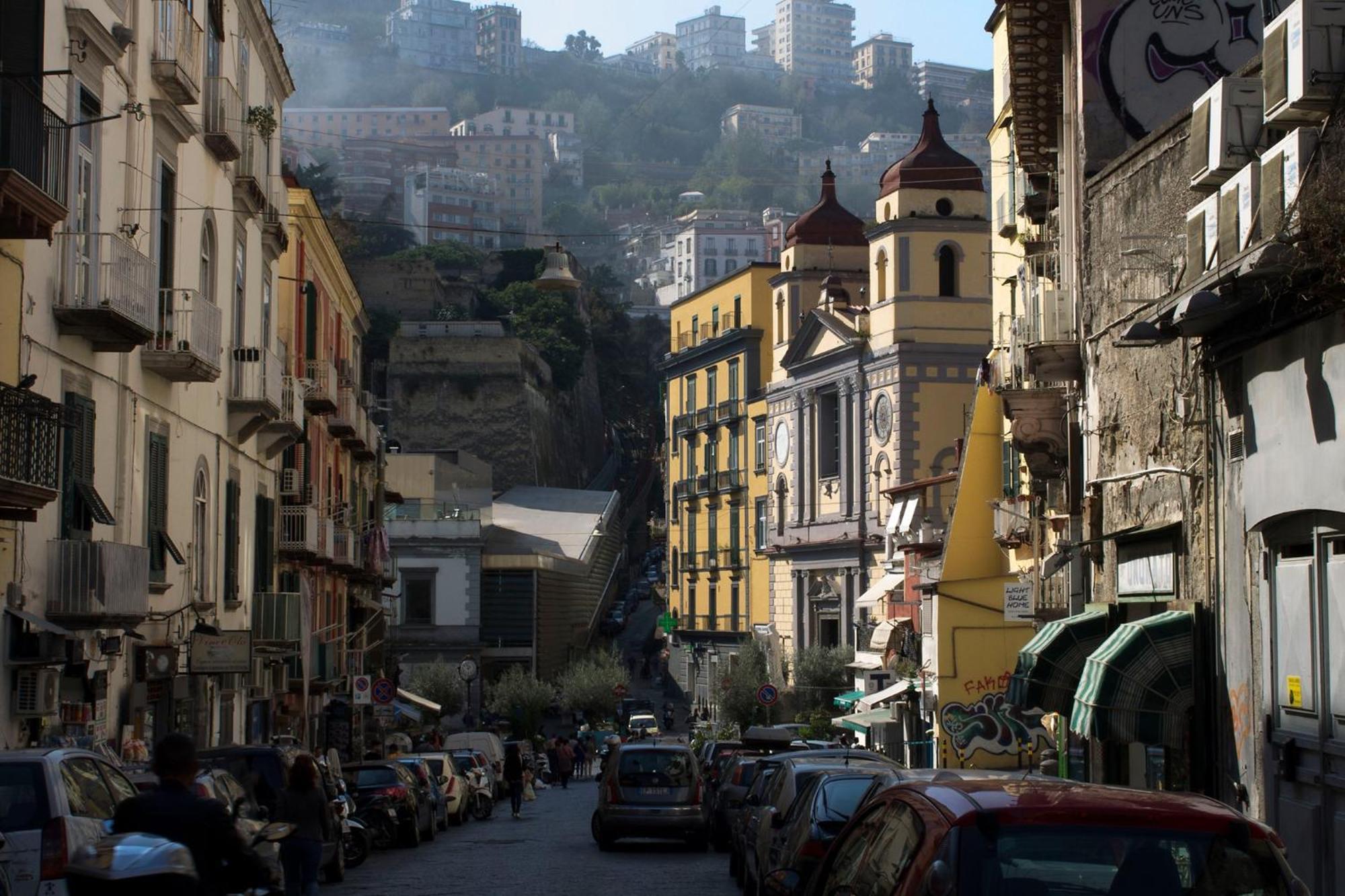 Tu Casa: Picturesque Guest House Napoli Luaran gambar